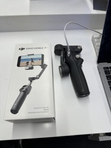 DJI Osmo Mobile 7P Gimbal Stabilizer for iPhone. Android. Native Tracking. Lighting. 3-Axis Phone Gimbal. Quick Launch. One-Tap Edit. Built-in Extension Rod & Tripod. 10hrs Use. Phone Charging photo review