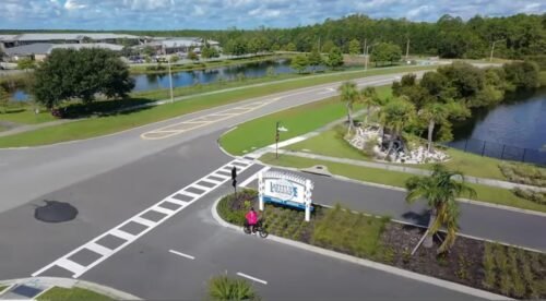 DJI Neo. Mini Drone with 4K UHD Camera for Adults. 135g Self Flying Drone that Follows You. Palm Takeoff. Subject Tracking. QuickShots. Stabilized Video. Built-In Propeller Guard (Controller-Free) photo review