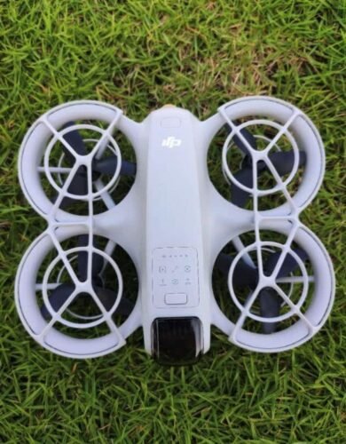 DJI Neo. Mini Drone with 4K UHD Camera for Adults. 135g Self Flying Drone that Follows You. Palm Takeoff. Subject Tracking. QuickShots. Stabilized Video. Built-In Propeller Guard (Controller-Free) photo review