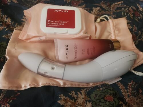 vFit Set. Red LED Light Device for Women.Intimate Wellnes System for Menopausal Women & New Mothers. Promotes Natural Hydration & Helps Tighten Pevic Floor photo review