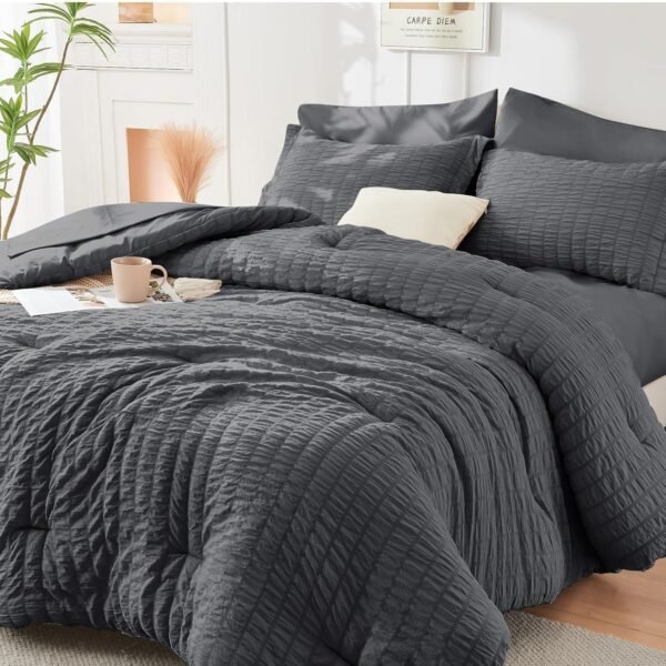HYMOKEGE Queen Comforter Set Seersucker 7 Pieces. All Season Luxury Bed in a Bag for Bedroom. Bedding Set with Comforters. Sheets. Pillowcases & Shams. Dark Grey