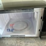 TOSHIBA EM131A5C-BS Countertop Microwave Ovens 1.2 Cu Ft. 12.4 Removable Turntable Smart Humidity Sensor 12 Auto Menus Mute Function ECO Mode Easy Clean Interior Black Color 1000W photo review