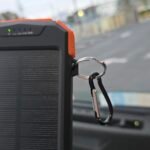 BLAVOR Solar Power Bank 10.000mAh. Portable Wireless Charger. 20W Fast Charging External Battery Pack with USB C for Cell Phones. Solar Panel Charging with Dual Flashlight for Camping photo review