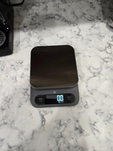 Greater Goods Digital Food Scale for Kitchen & Baking. 10kg/22lb High-Capacity Weight Scale with 1g Precision. Stainless Steel Platform. Hi-Def LCD. Ideal for Bread. Sourdough & Bulk Cooking photo review