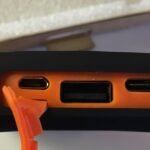 BLAVOR Solar Power Bank 10.000mAh. Portable Wireless Charger. 20W Fast Charging External Battery Pack with USB C for Cell Phones. Solar Panel Charging with Dual Flashlight for Camping photo review