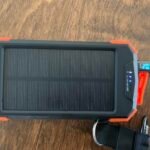 BLAVOR Solar Power Bank 10.000mAh. Portable Wireless Charger. 20W Fast Charging External Battery Pack with USB C for Cell Phones. Solar Panel Charging with Dual Flashlight for Camping photo review