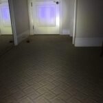 BLAVOR Solar Power Bank 10.000mAh. Portable Wireless Charger. 20W Fast Charging External Battery Pack with USB C for Cell Phones. Solar Panel Charging with Dual Flashlight for Camping photo review